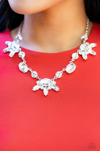 Paparazzi GLOW-trotting Twinkle - White Necklace