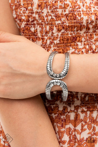 Paparazzi Desert Prosperity - Fashion Fix White Bracelet