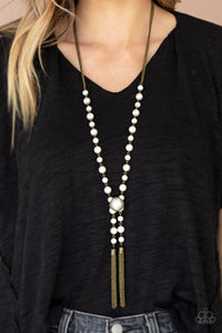 Paparazzi Vintage Diva - Brass Necklace