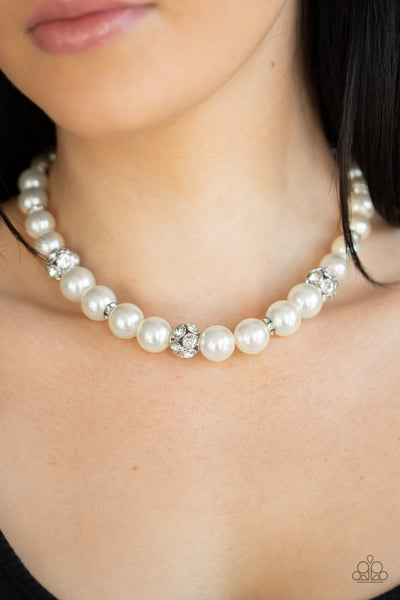 Paparazzi Rich Girl Refinement - White Pearl Necklace