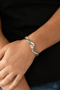 Paparazzi Craveable Curves Brown Bracelet