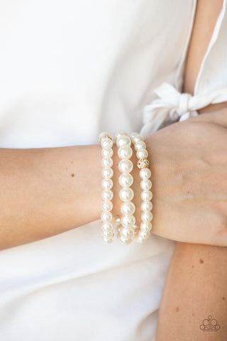 Paparazzi Here Comes The Heiress Gold Bracelet