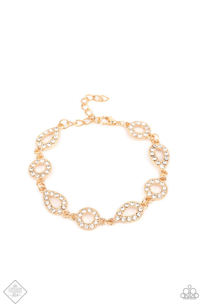 Paparazzi Royally Refined - Gold Bracelet