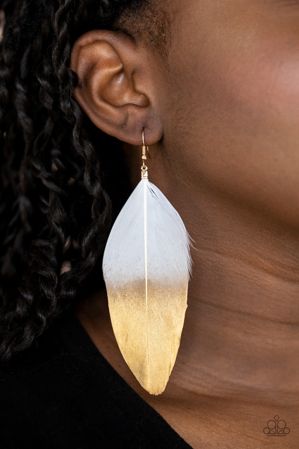 Paparazzi Fleek Feathers - White and Gold Earrings