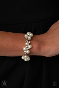 Paparazzi I Do Pearl White Blockbuster Bracelet