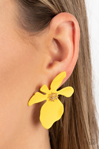 Paparazzi Hawaiian Heiress - Yellow Flower Earrings