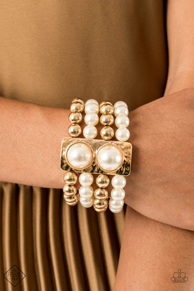 Paparazzi WEALTH-Conscious - Gold Bracelet