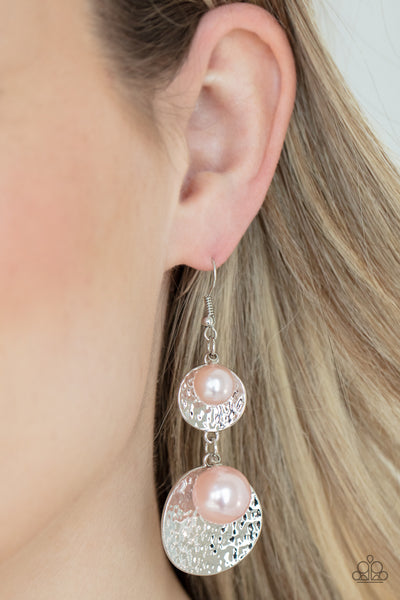 Paparazzi Pearl Dive - Pink Earrings