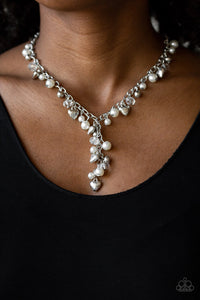 Paparazzi Vintage Heartthrob - White Necklace