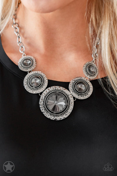 Paparazzi Global Glamour Blockbuster Necklace