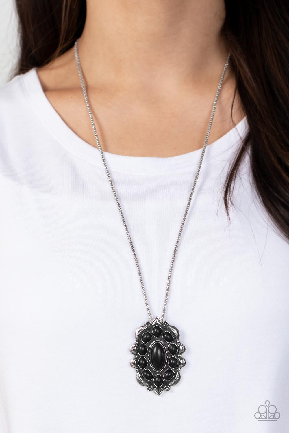 Paparazzi Mojave Medallion - Black Necklace