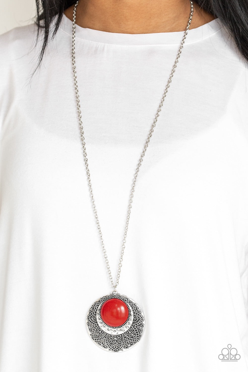 Paparazzi Medallion Meadow - Red Necklace