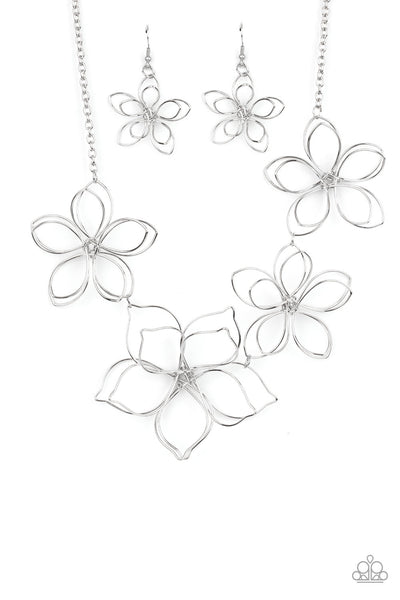 Paparazzi  Flower Garden Fashionista - Silver Necklace