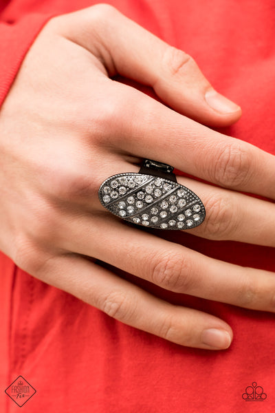 Paparazzi Galactic Glitz Black Ring