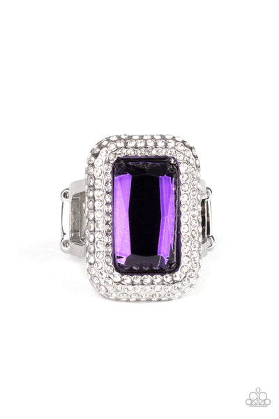 Paparazzi A Grand Statement Maker purple Ring