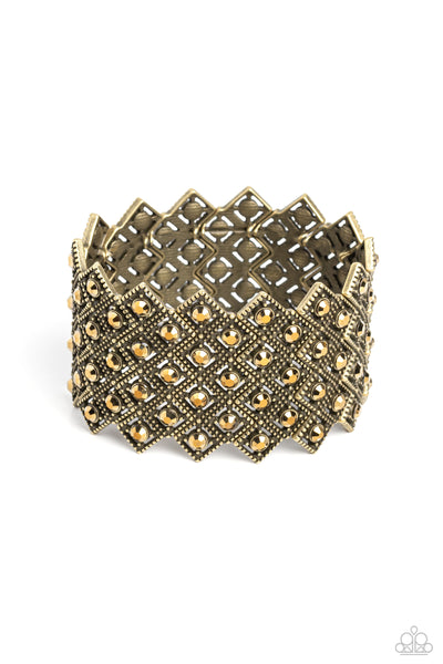 Paparazzi DECO in the Rough - Brass Bracelet