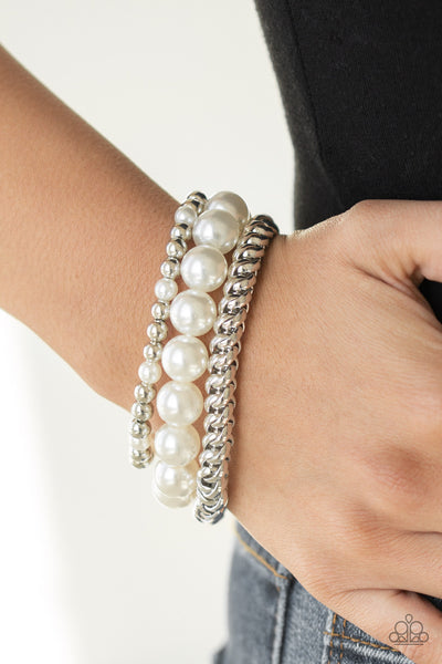 Paparazzi A PEARLfect Ten White Pearl Bracelet