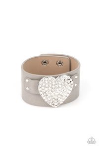 Paparazzi Flauntable Flirt - Silver Snap Bracelet