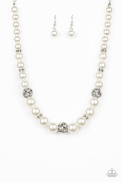 Paparazzi Rich Girl Refinement - White Pearl Necklace