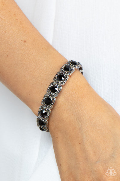 Paparazzi Cache Commodity Black Bracelet