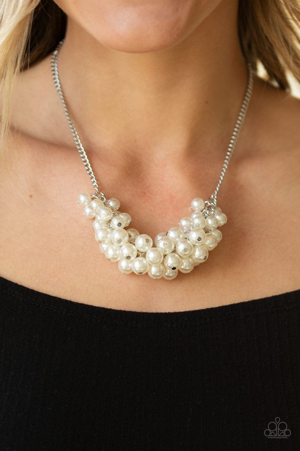 Paparazzi Grandiose Glimmer - White Necklace
