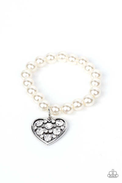 Paparazzi Cutely Crushing White Pearl Bracelet