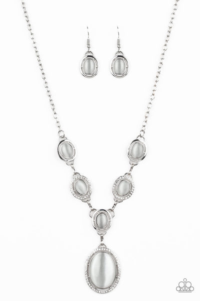 Paparazzi Metro Medallion - White Necklace