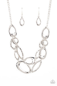 Paparazzi Game OVAL - Silver Necklace