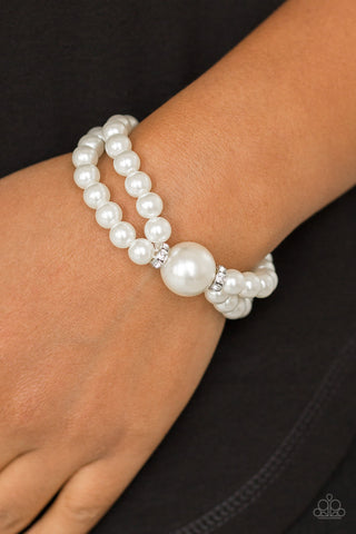 Paparazzi Romantic Redux White Bracelet