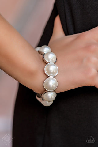 Paparazzi Society Socialite White Pearl Bracelet