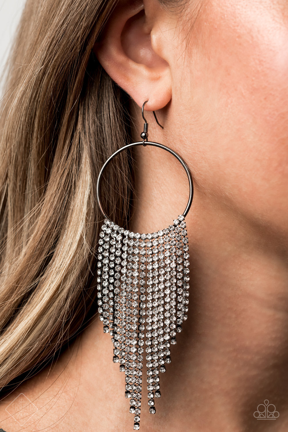 Paparazzi Streamlined Shimmer - Black Earrings