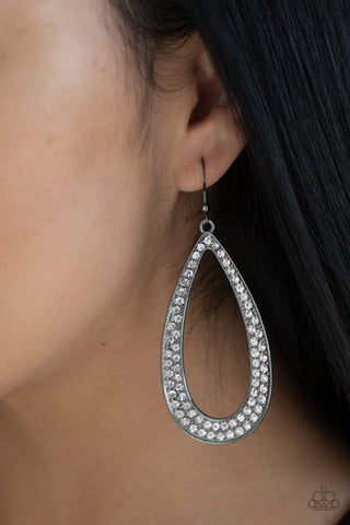 Paparazzi Diamond Distraction - Black Earrings