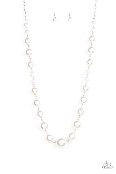 Paparazzi Pearl Prodigy - White Necklace